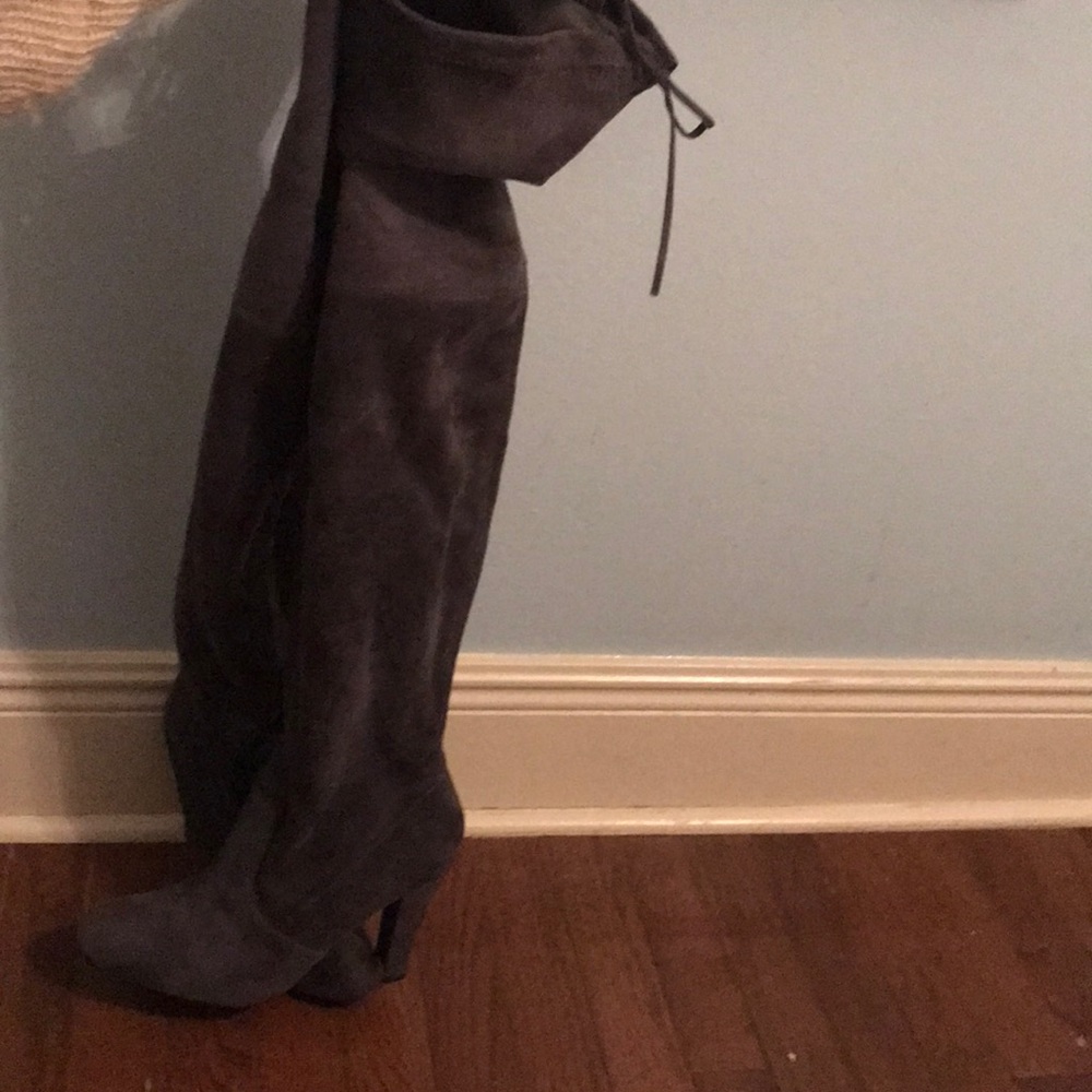 Steve Madden thigh high boots (NEVER WORN)